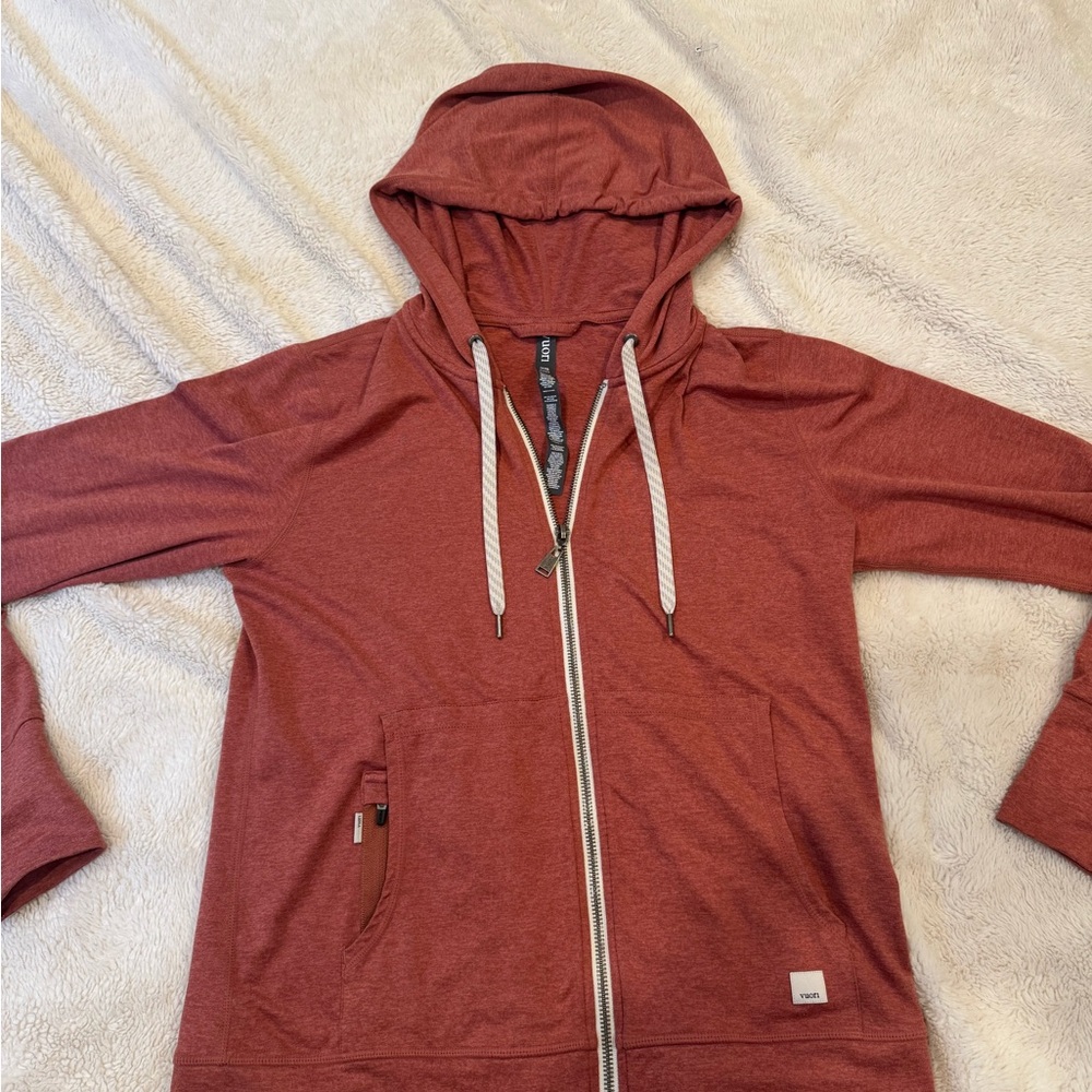 Vuori Halo Performance Hoodie